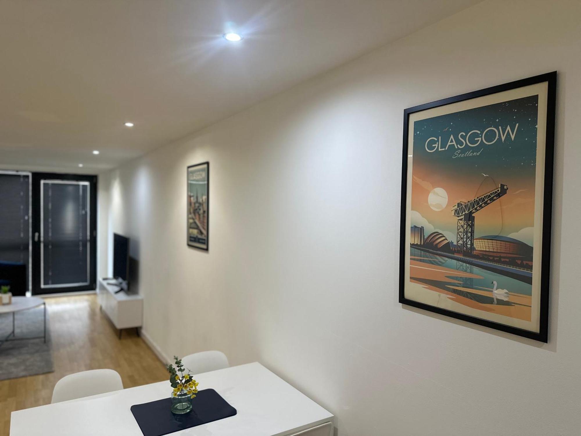 Glasgow River Clyde Hydro Aprt 외부 사진